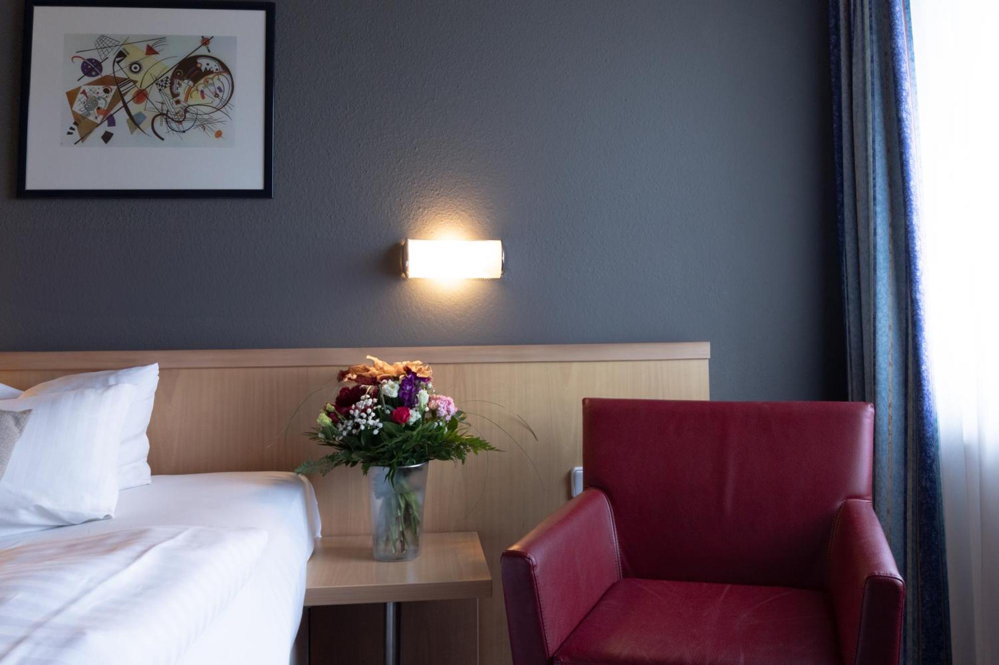Garner Hotel Cottbus Sued By Ihg Kültér fotó