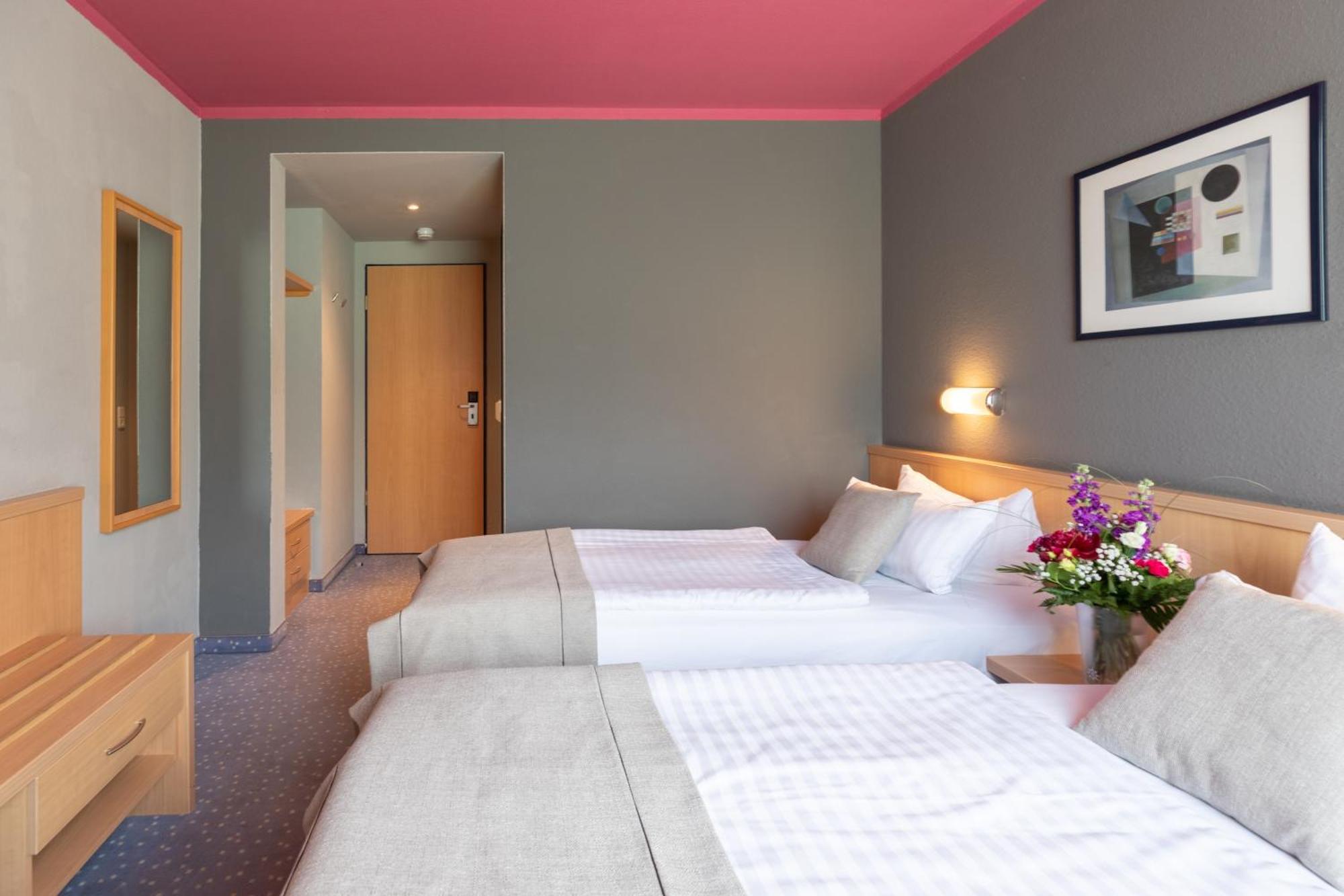 Garner Hotel Cottbus Sued By Ihg Kültér fotó