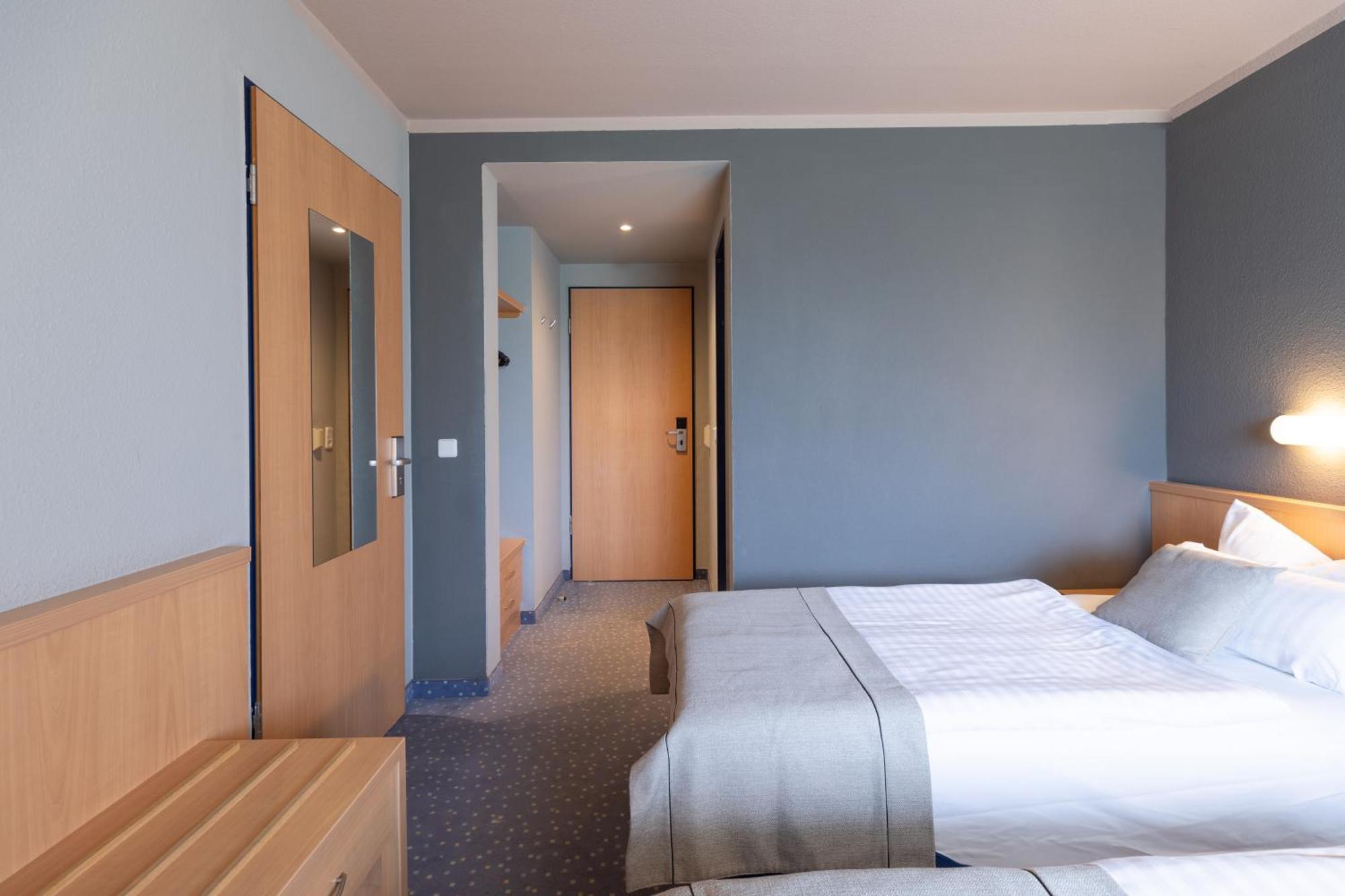 Garner Hotel Cottbus Sued By Ihg Kültér fotó