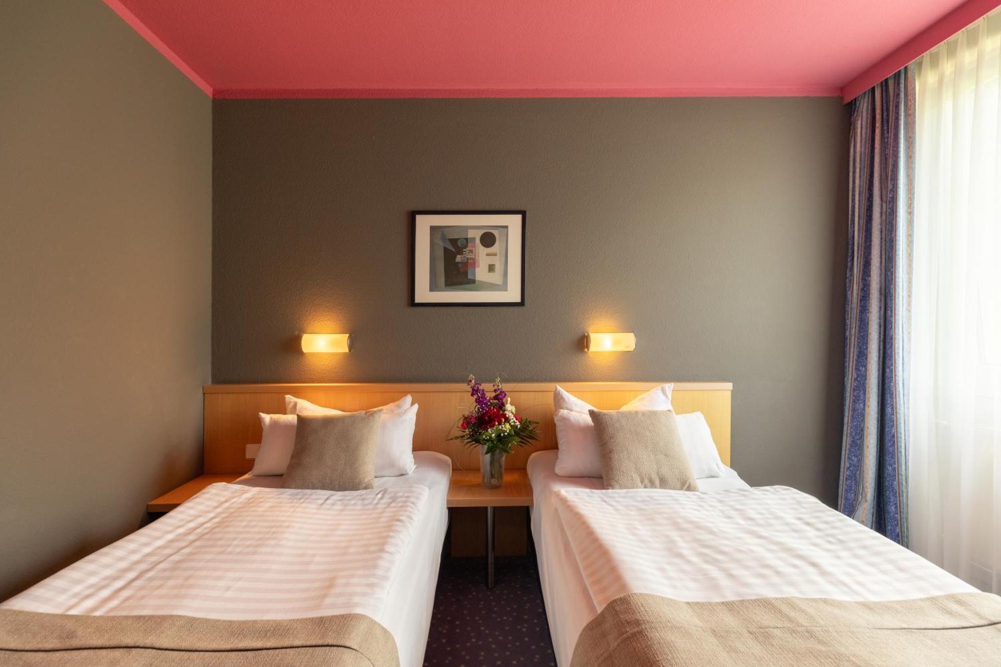 Garner Hotel Cottbus Sued By Ihg Kültér fotó